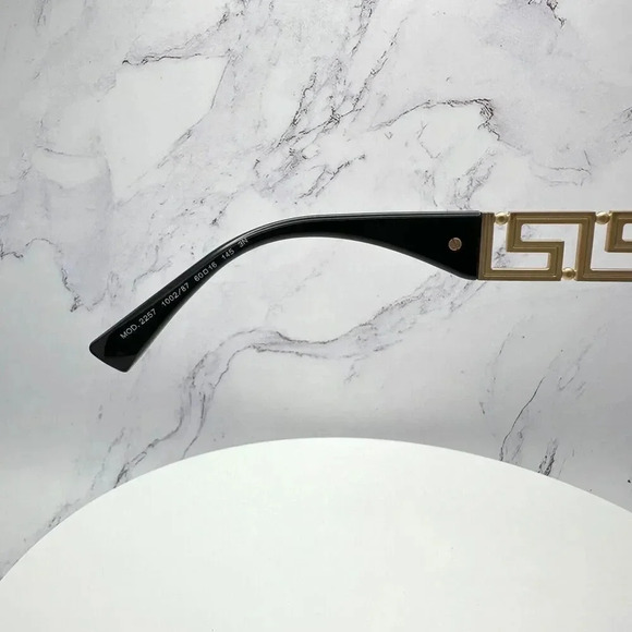 Versace Sunglasses Gold Rectangle Metal Logo Black Retro Italy 100% Authentic - Picture 7 of 16